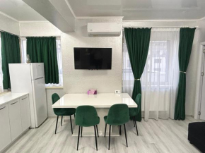 Mamaia nord aproape de paja